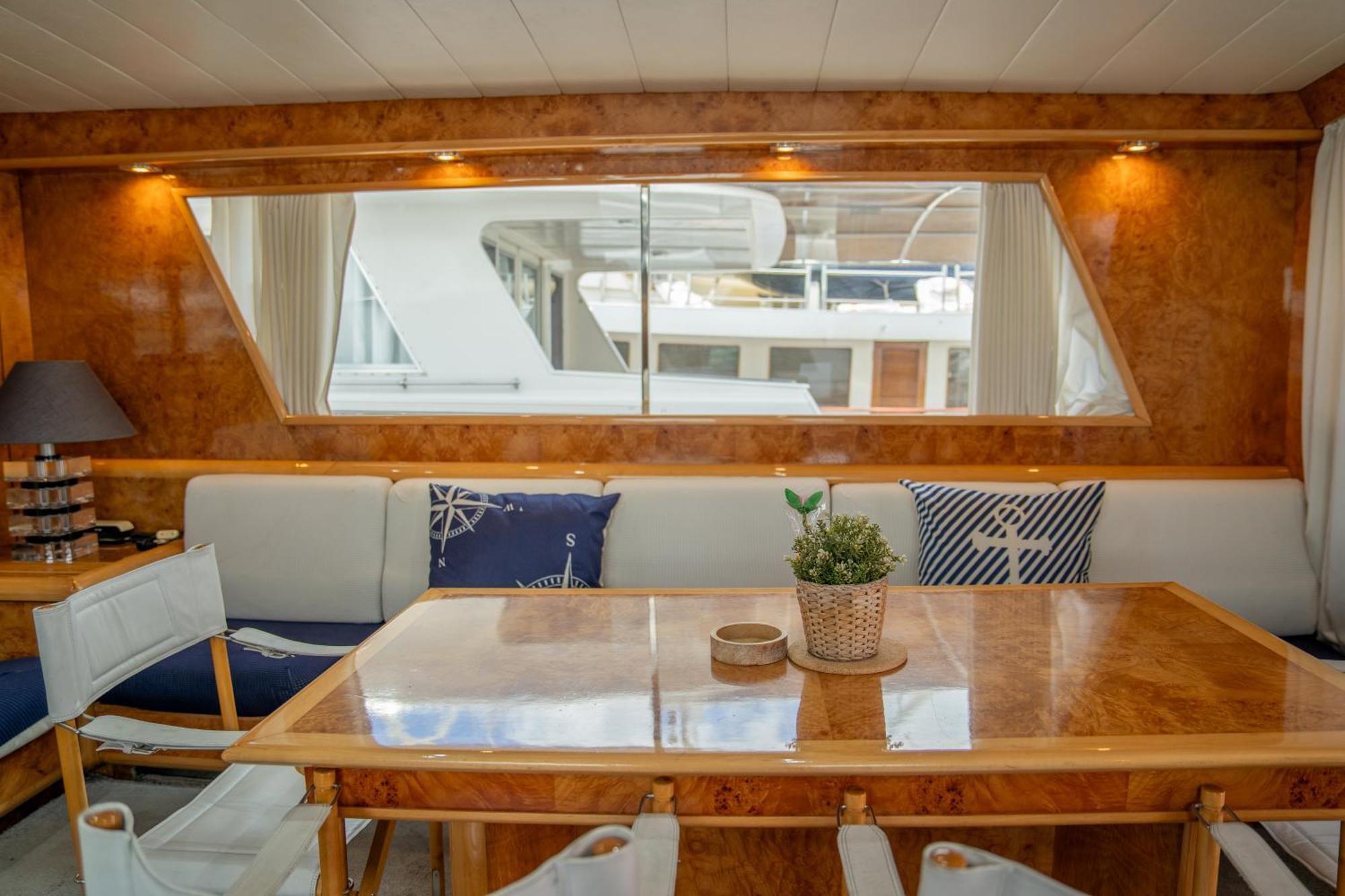 Boat Aloha Hotel Sant Adria de Besos Exterior foto